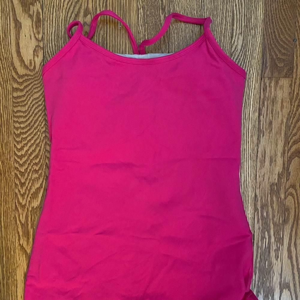 NWOT lululemon power y tank. SIZE 8.